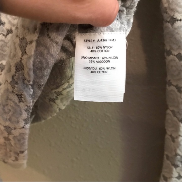 A’reve Cardigan NWT - Picture 5 of 9